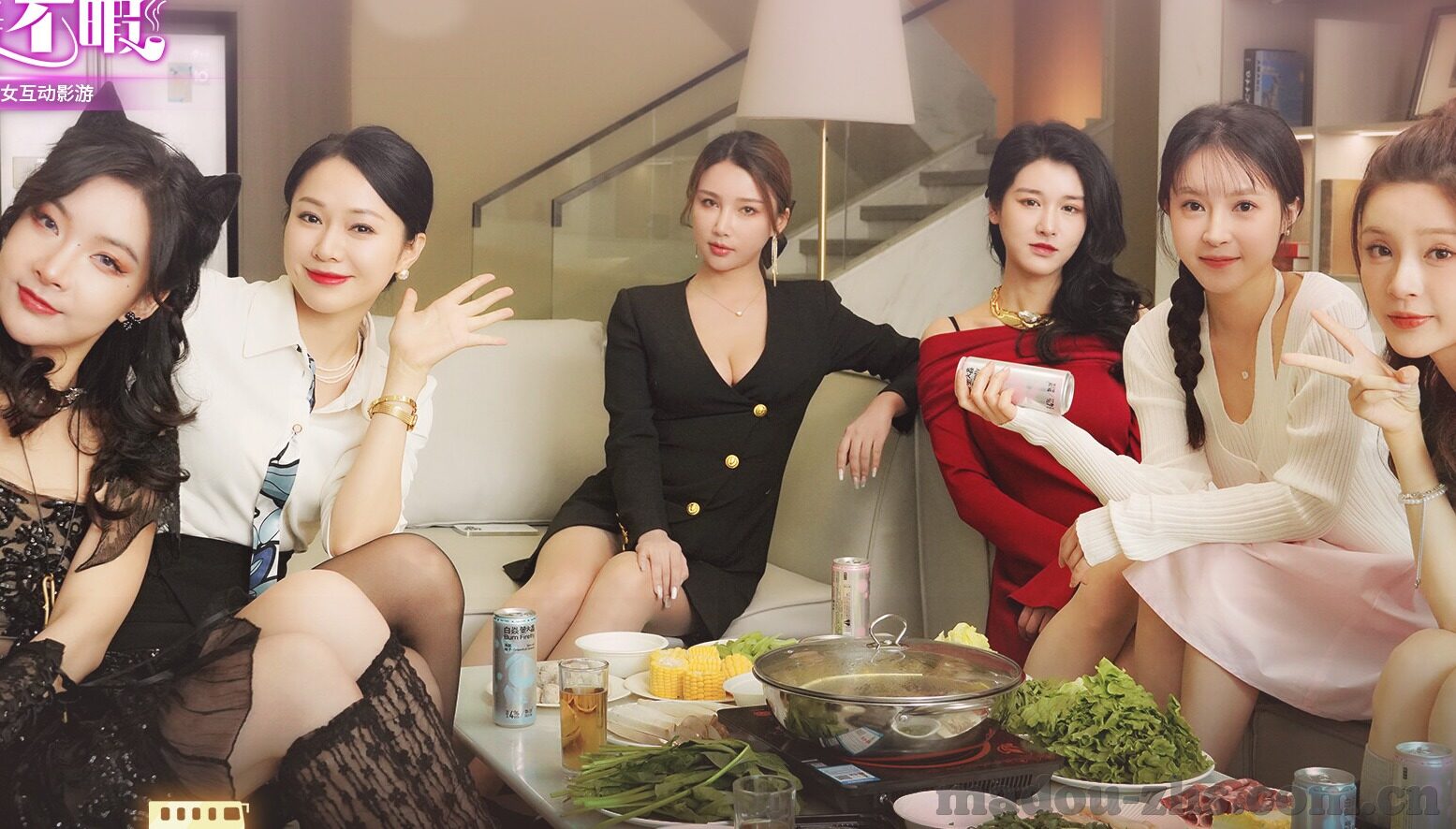 久久久久人妻精品一区二区三区-平台的隐秘角落，久久久久人妻精品一区二区三区的现实与迷思